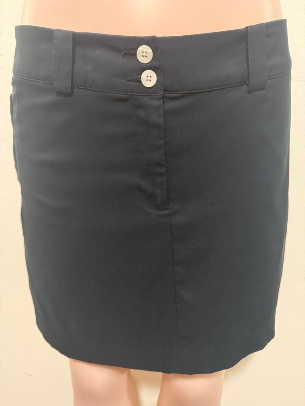 Nike Golf skort woman size 8 medium black zipper pockets